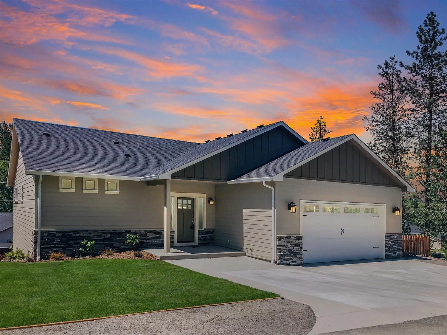2551 Coriander Way photo 1