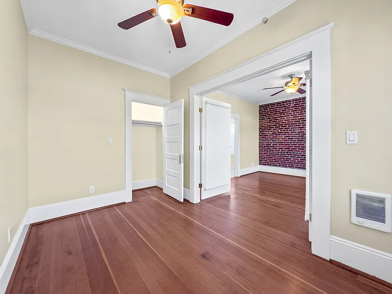 810 NE Couch St — Photo 7