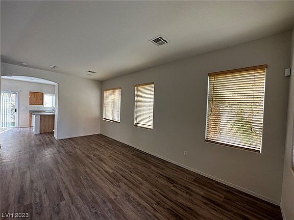 2nd image of 8014 Imperial Treasure St