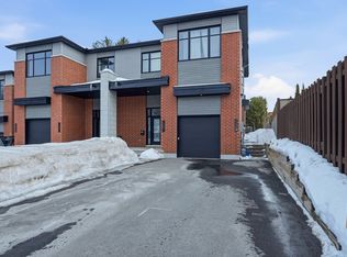 1507 Boyer Rd #B, Ottawa, ON K1C1P9