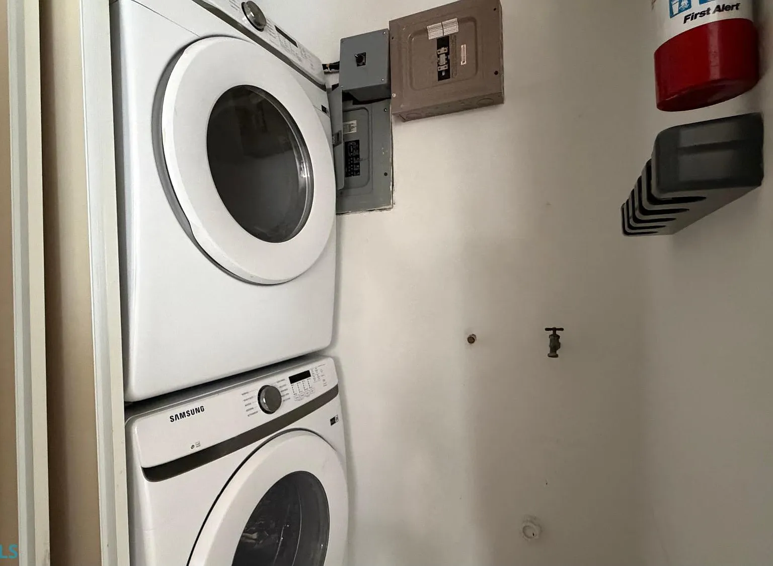 Valles De Torrimar (Condominio) — Photo 3