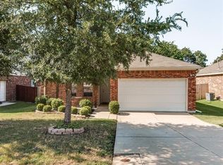 2317 Briar Forest Dr, Denton, TX 76210