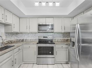 1765 Courtyard WAY #C202, NAPLES, FL 34112