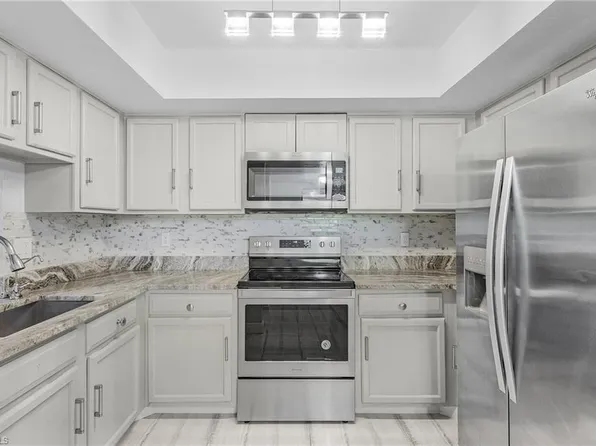 1765 Courtyard WAY #C202, NAPLES, FL 34112