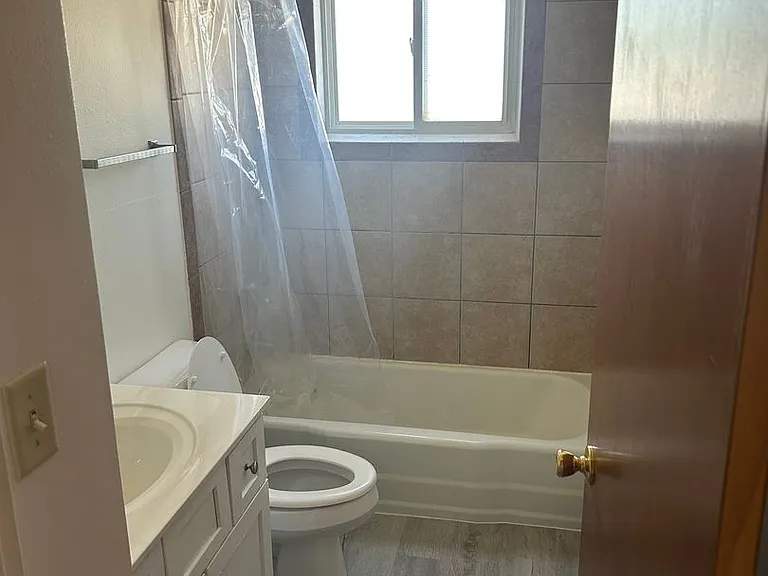 1024 Hunt Ave — Photo 6