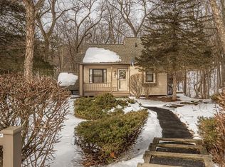 61 Oak Glen Dr, Galena, IL 61036