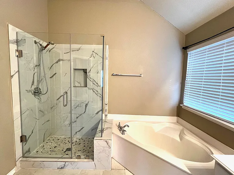 7909 Elk Mountain Trl — Photo 8