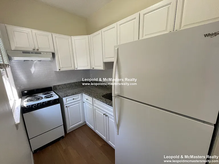 South Huntington Apartments — Photo 41