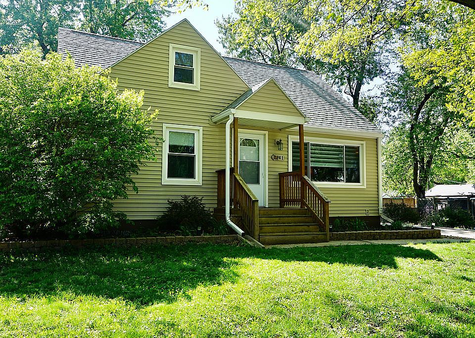 1st image of 2141 S 37th St