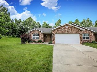 1008 Notting Hill Ct, Collinsville, IL