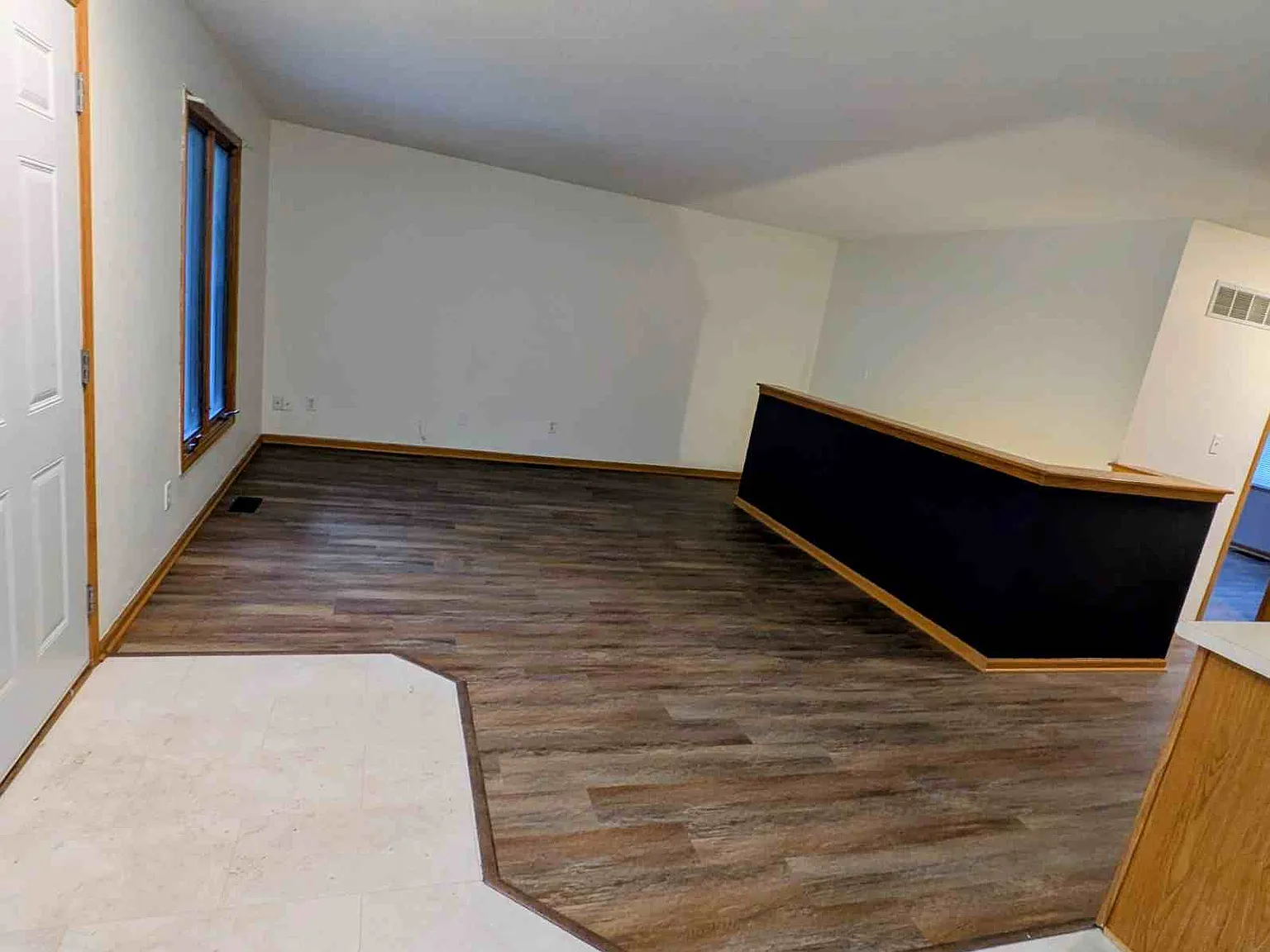 3 bed, 1049 sqft, $1,475 — Photo 4