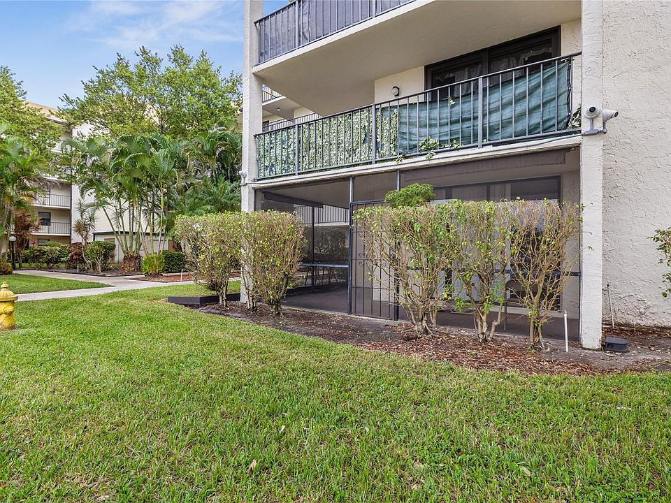 1st image of 6190 Woodlands Boulevard #111