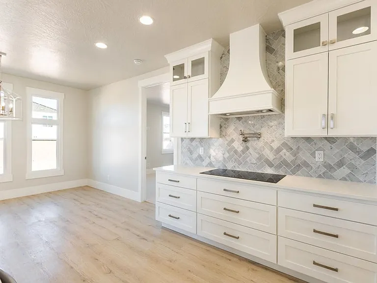 2811 S 3680 W — Photo 9