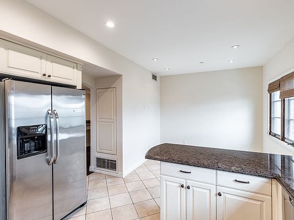 2nd image of 10707 W Missouri Ave #101