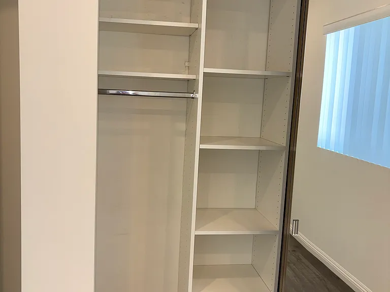 14143 Burbank Blvd #202 — Photo 20