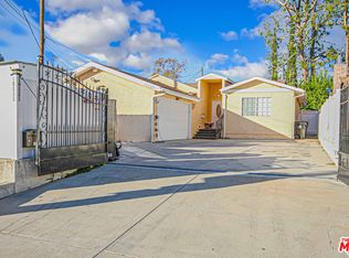 18121 Rayen St, Northridge, CA 91325