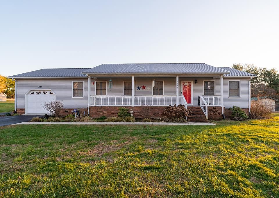 1st image of 2943 Deerhaven Dr N