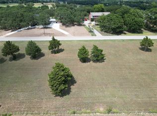 624 Country Club Rd, Ardmore, OK 73401