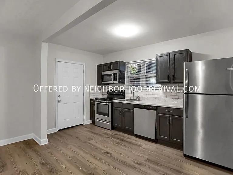 3354 Douglass Ave — Photo 8
