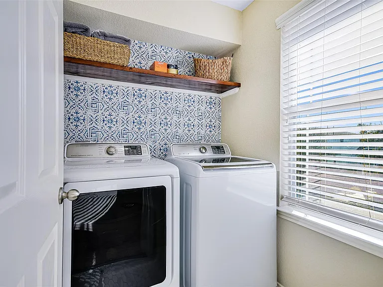 1410 Davis Mountain Loop — Photo 17