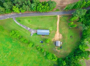 5585 Union Cross Rd, Wildersville, TN 38388