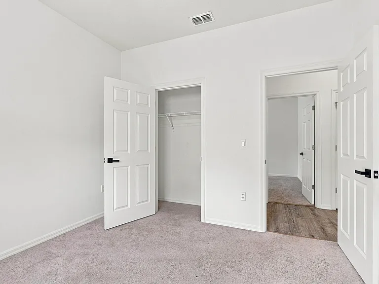 1261 SW Curry St — Photo 27