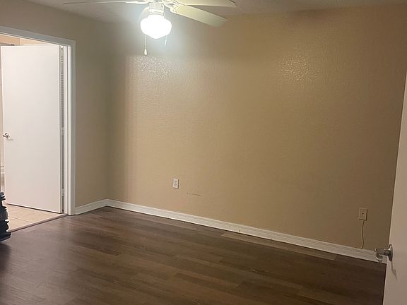 5th image of 7400 Sugar Bend Dr #30