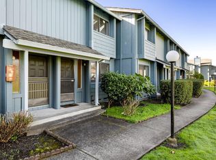 263 College View Dr, Rohnert Park, CA 94928