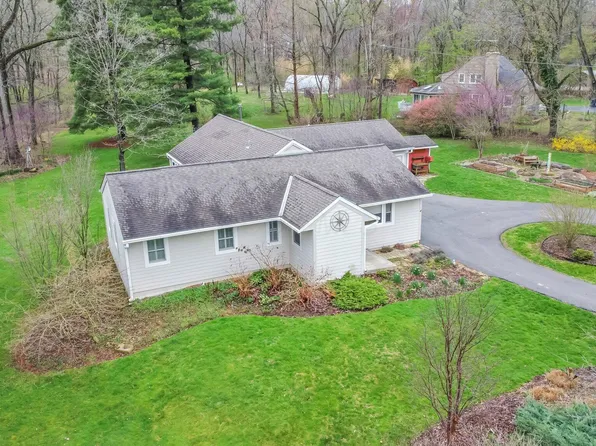 749 New Burg St, Granville, OH 43023