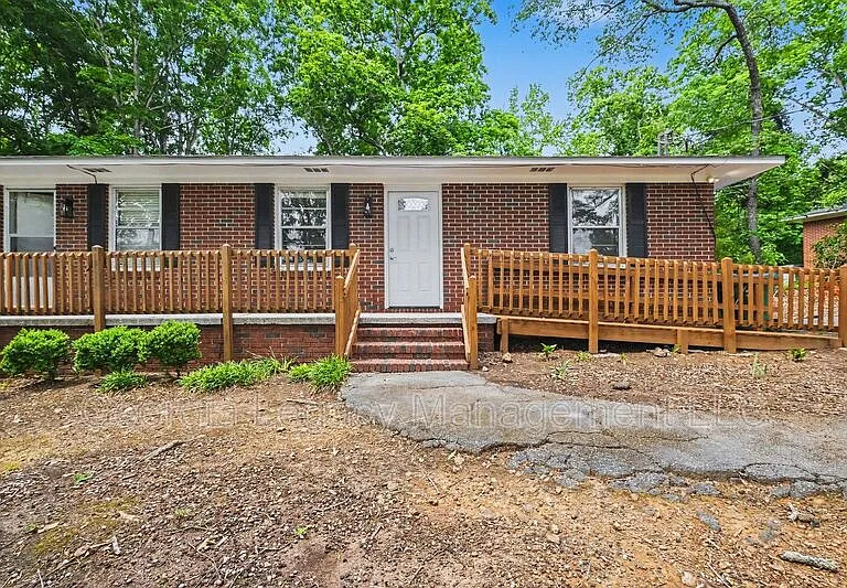 468 Taylor St — Photo 1