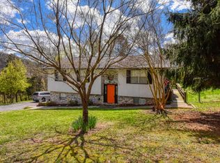 914 Ridgecrest Rd, Luttrell, TN 37779