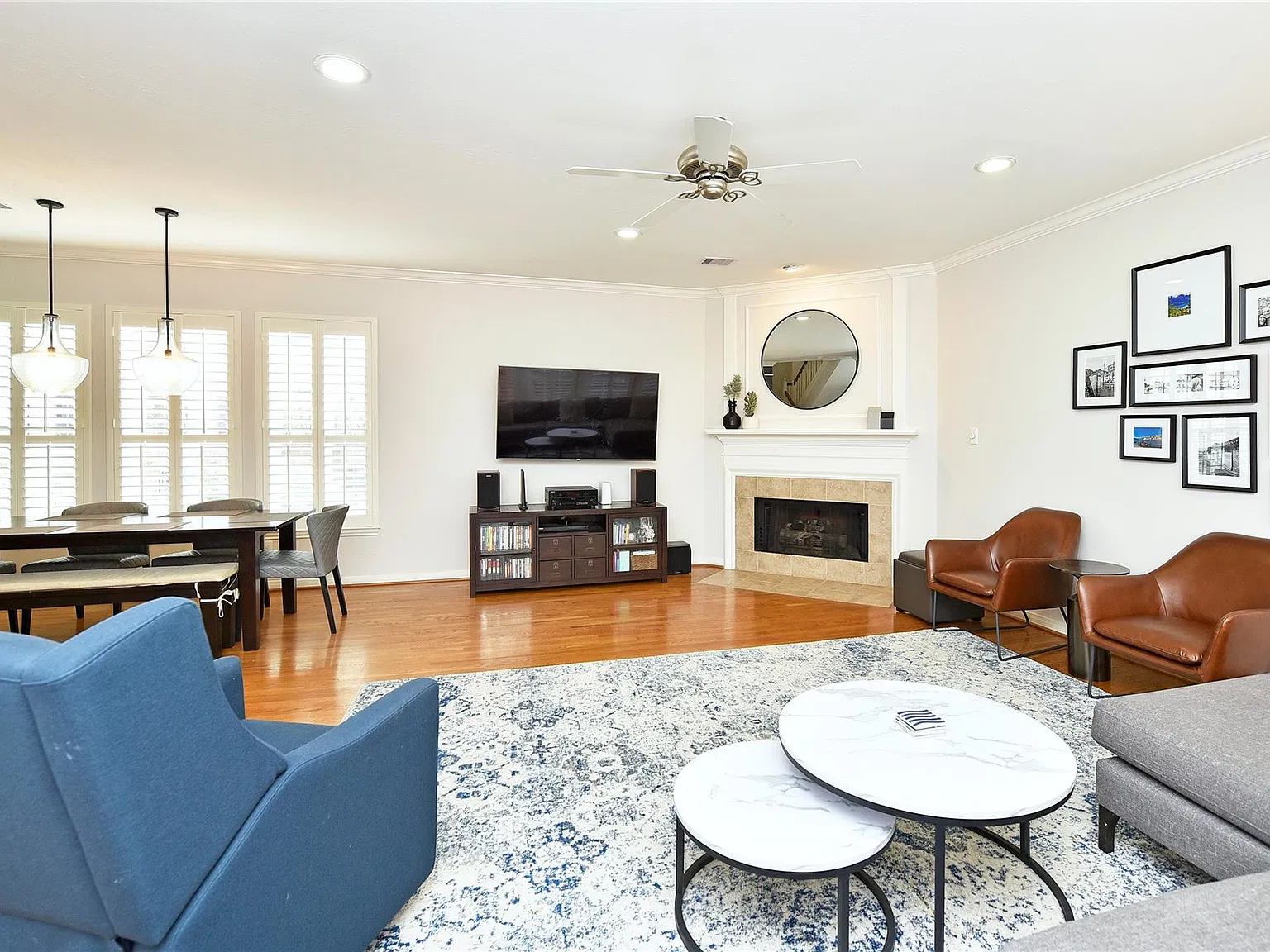 3 bed, 3.5 bath, 2390 sqft, $2,800 — Photo 4
