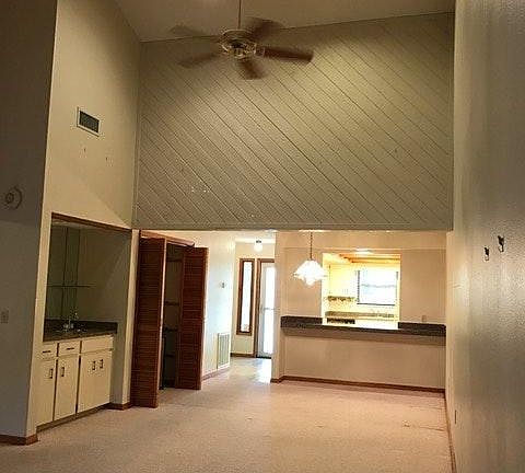 4th image of 2025 Sylvester Rd Unit Bb-7