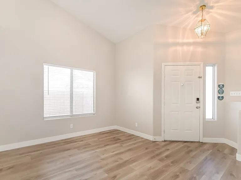 132 Park Ridge Ln — Photo 6