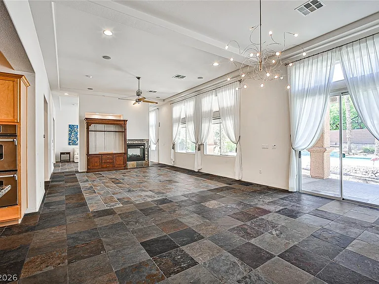 7109 Via Campanile Ave — Photo 13