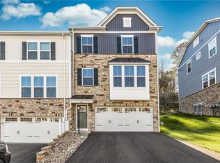 143 Moyer Hill Dr, Cranberry Township, PA 16066