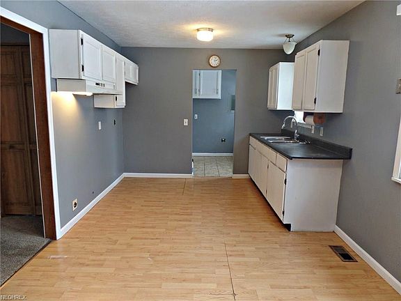 2nd image of 9888 Green Dr