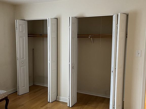 4th image of 5710 S Archer Ave APT 2A
