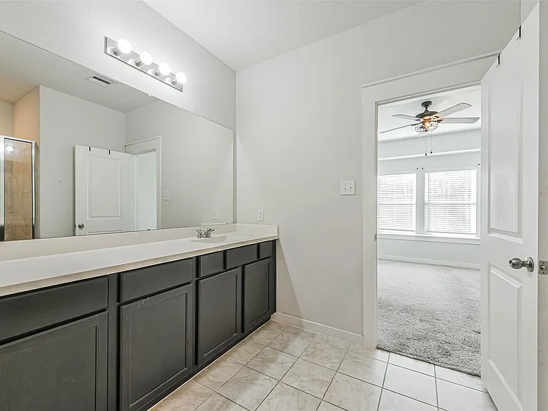 16911 Lagos Ln — Photo 25