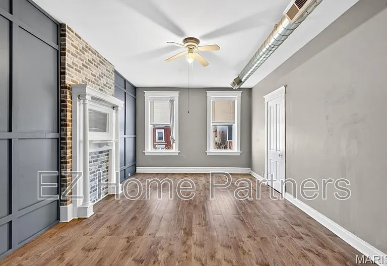 3005 S Compton Ave — Photo 15