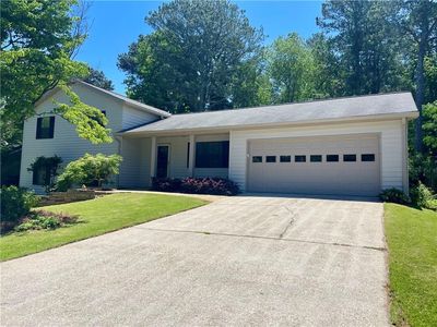 1028 Gate Post Ln, Lawrenceville, GA, 30044