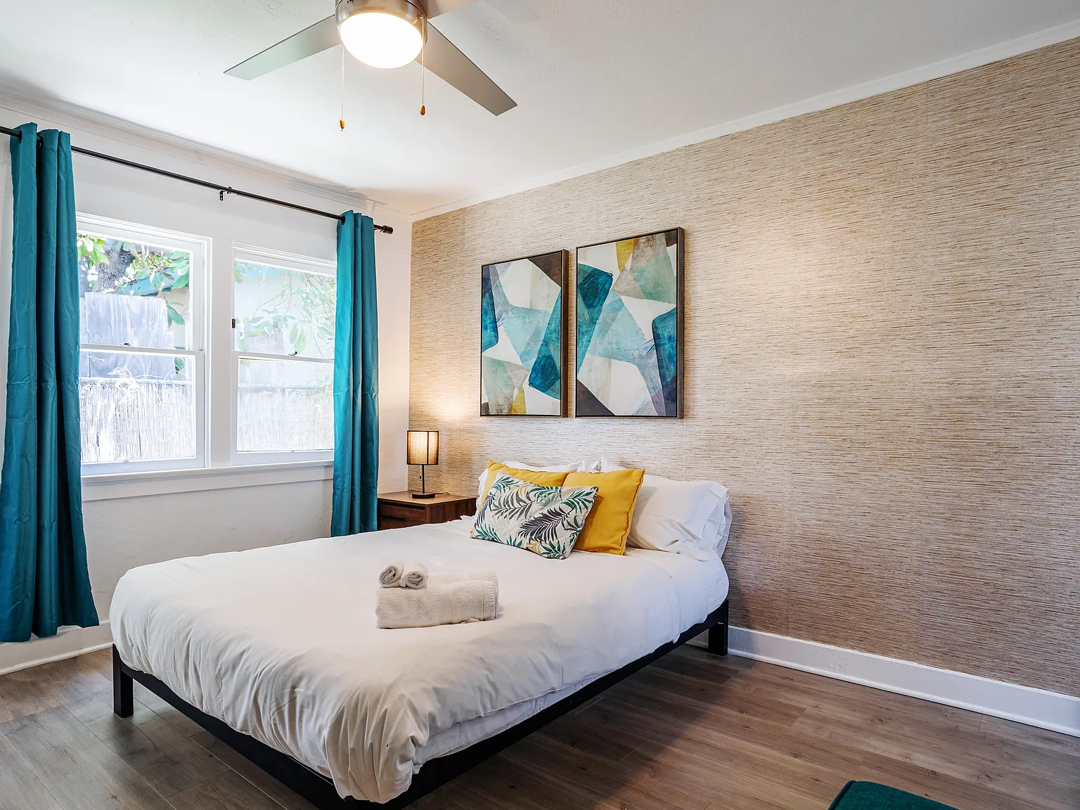 Studio, 450 sqft, $2,800 — Photo 3