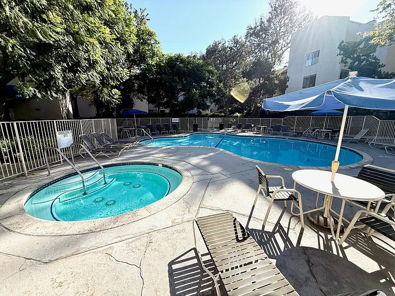 14302 Summertime Ln — Photo 43
