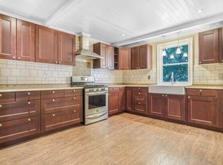 475 Tecumseh St, Fall River, MA 02721