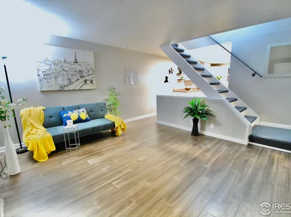 5808 S Pearl St, Centennial, CO 80121