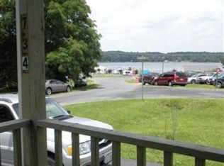 53 Beach Rd, Louisa, VA 23093