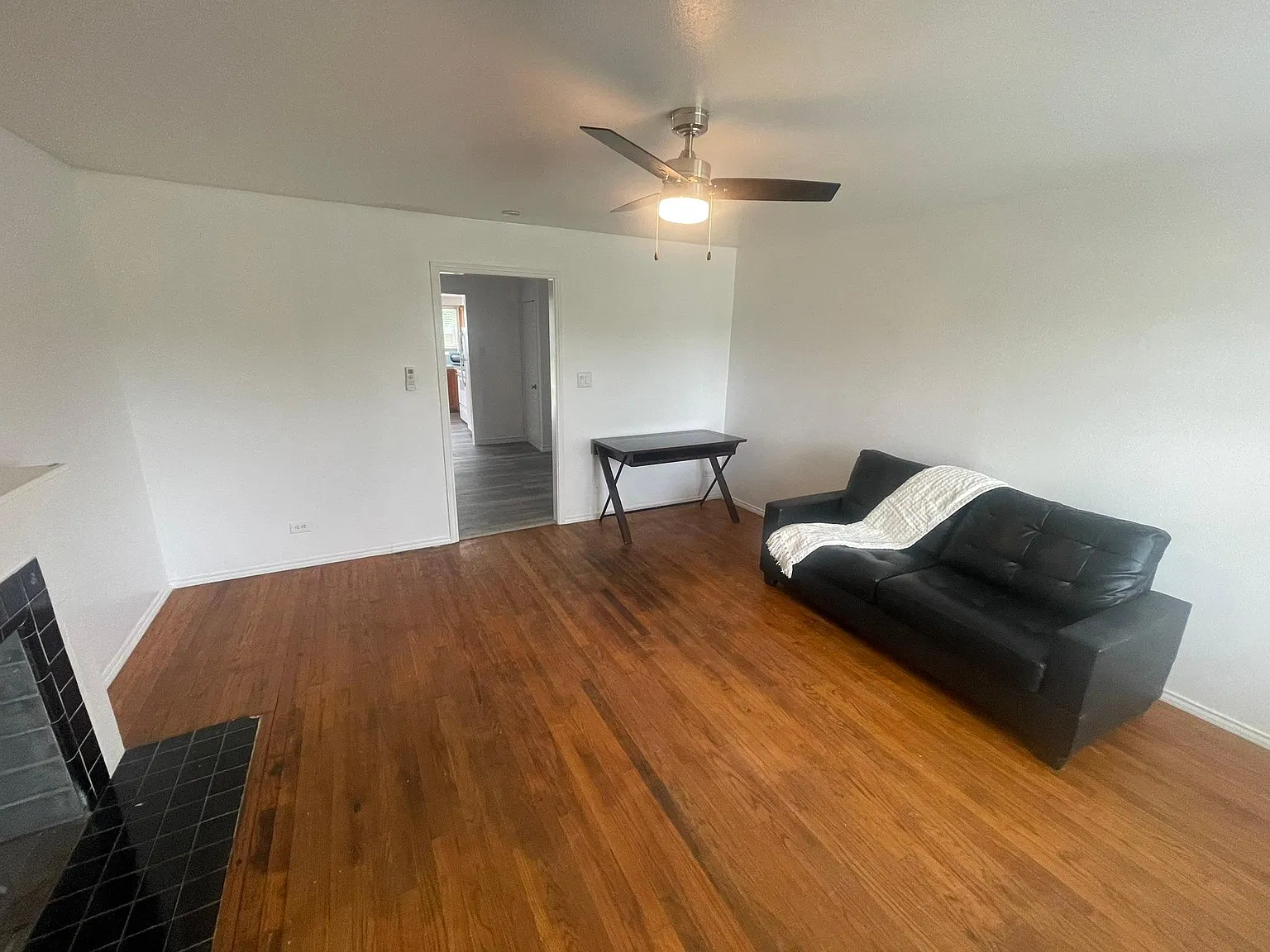 630 S Guenther Ave — Photo 3