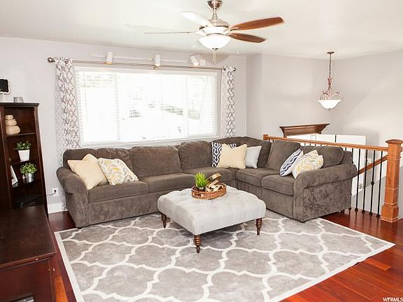 3rd image of 10462 S Larkspur Dr