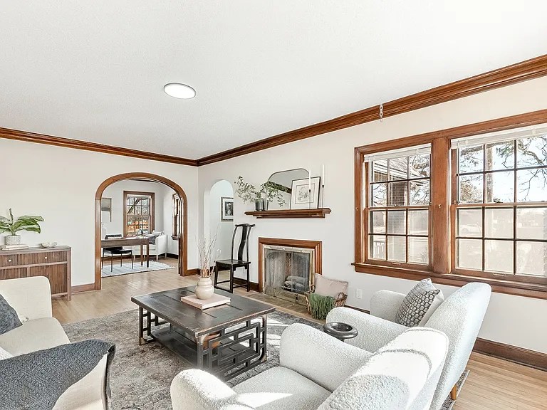 1543 S Hillside St — Photo 10