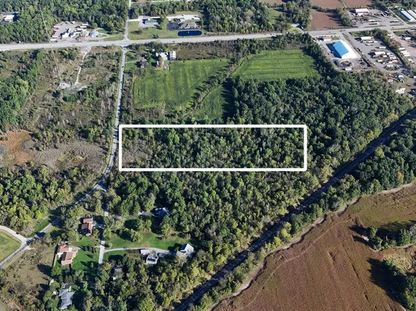 1380 N Tremont Rd, Chesterton, IN 46304